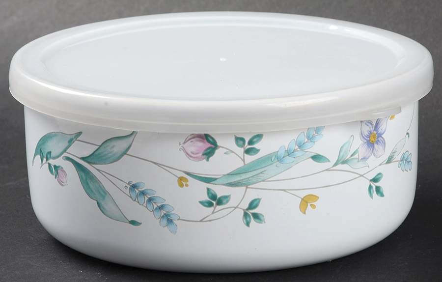April Bowl-Metal 5 3/4 W/Plastic Lid by Pfaltzgraff-1