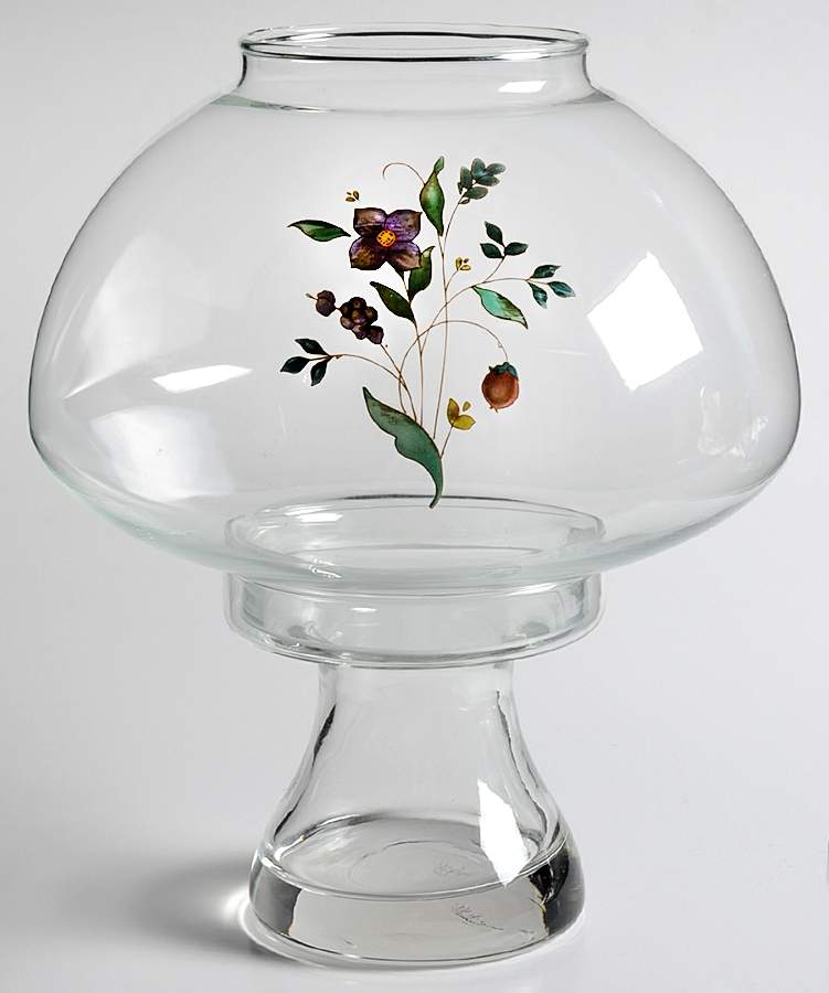 April Hurricane Lamp & Globe by Pfaltzgraff-1