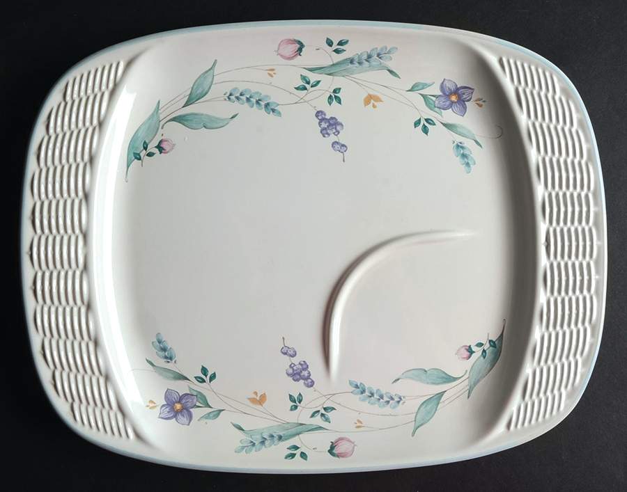 April Rectangular Basketweave Snack Tray by Pfaltzgraff-1