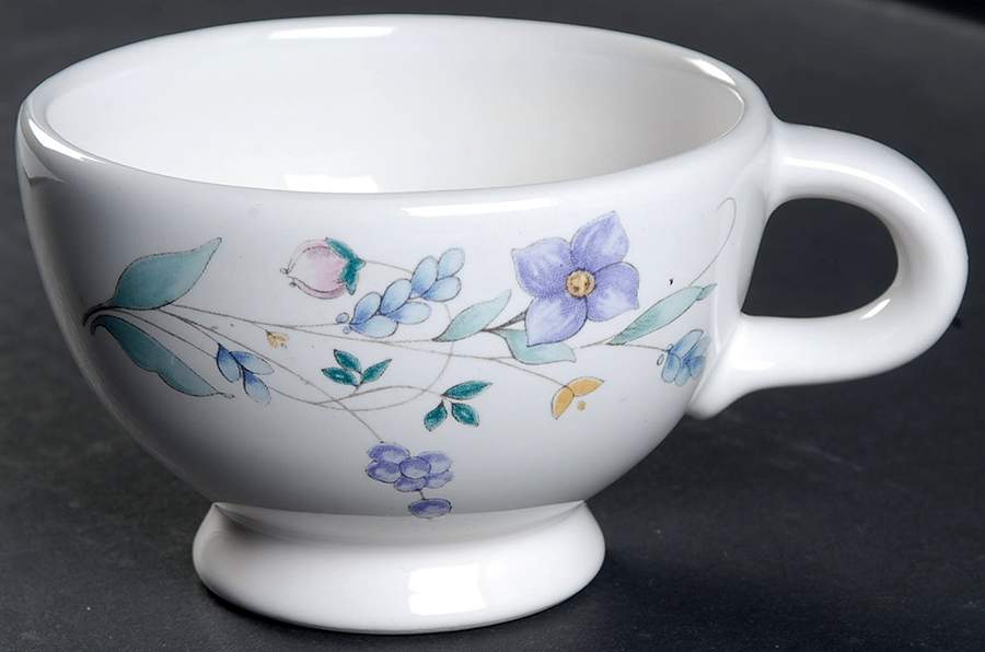 April Cup for Individual Teapot & Lid with Cup by Pfaltzgraff-1