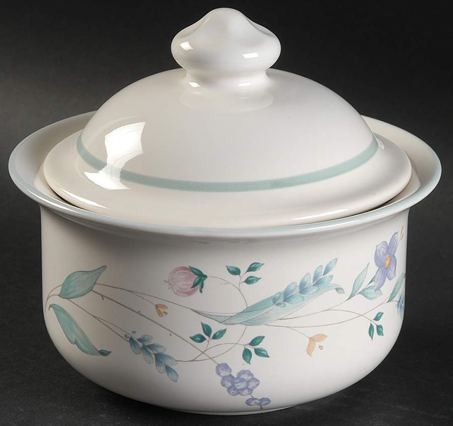 April Butter Tub & Lid by Pfaltzgraff-1