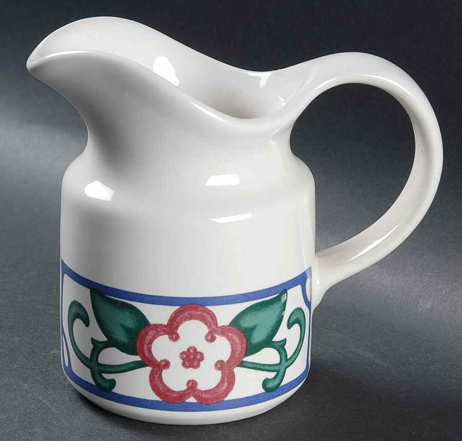Arbor Vine Creamer by Pfaltzgraff-1
