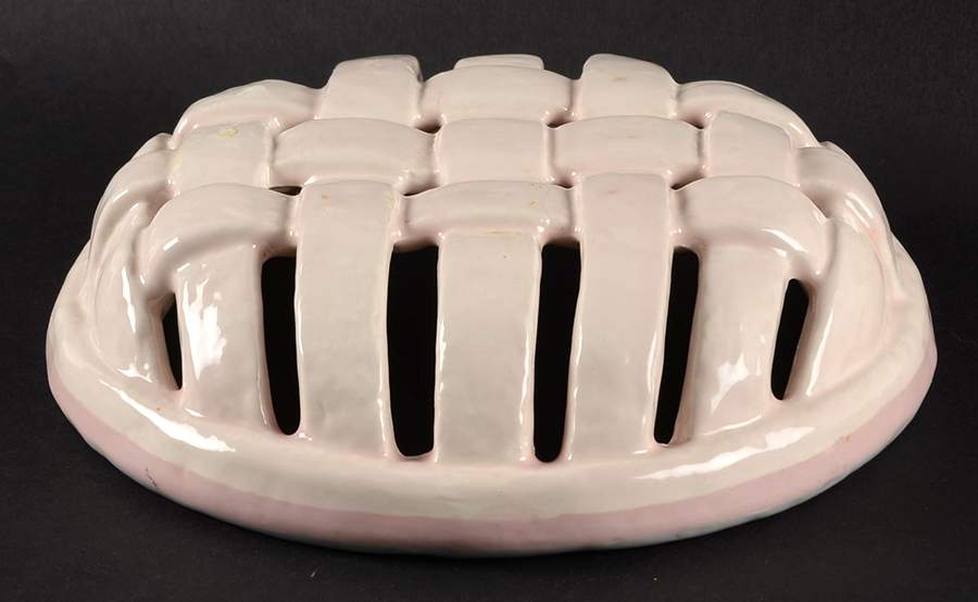 Aura Pink Ceramic Lid for Pie Plate by Pfaltzgraff-1