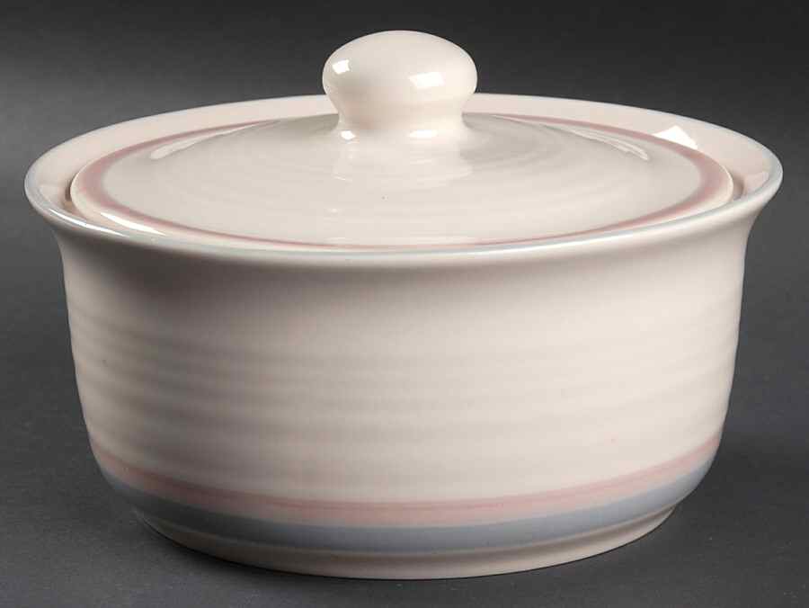 Aura Pink 1.25 Qt Round Covered Casserole by Pfaltzgraff-1
