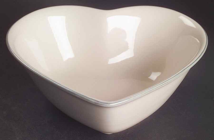 Aura Pink 8" Heart Shaped Bowl by Pfaltzgraff-1