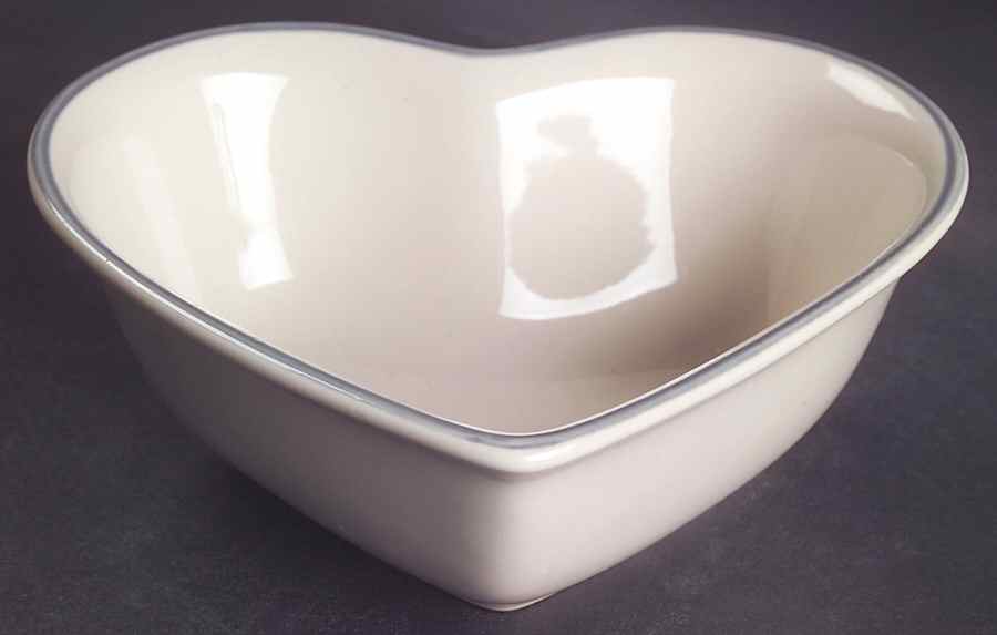 Aura Pink 6" Heart Shaped Bowl by Pfaltzgraff-1