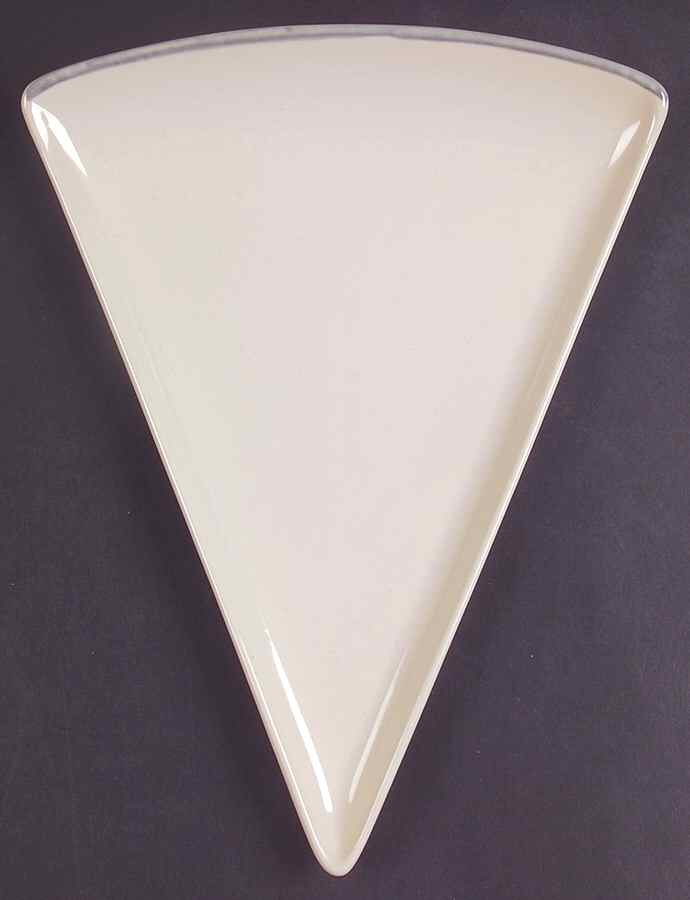 Aura Pink Triangular Shape Slice Plate by Pfaltzgraff-1