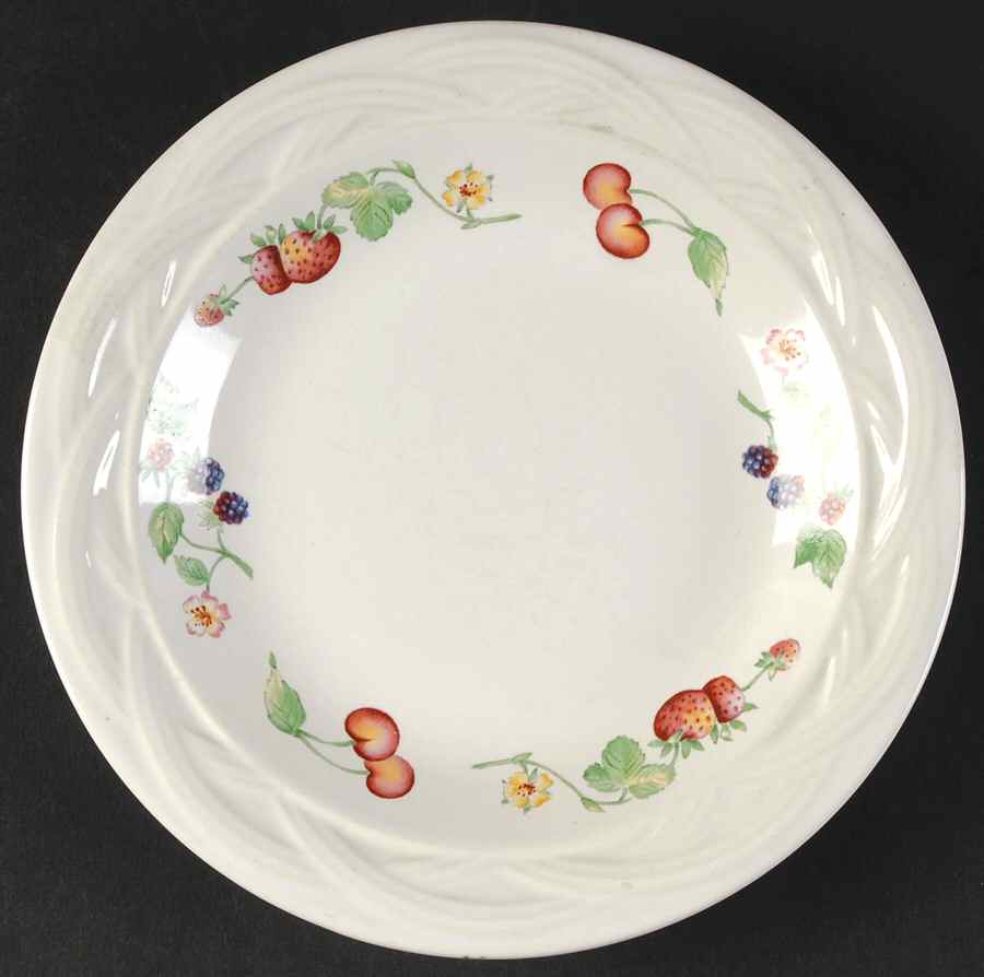 Berry Basket Salad Plate by Pfaltzgraff-1