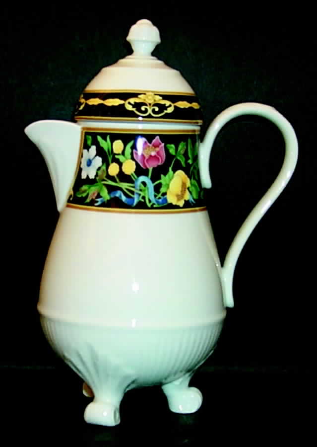 Bella Donna Coffee Pot & Lid by Pfaltzgraff-1