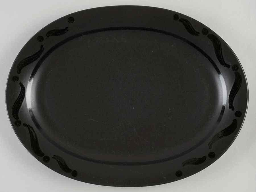 Black Pinwheels 14" Oval Serving Platter by Pfaltzgraff-1