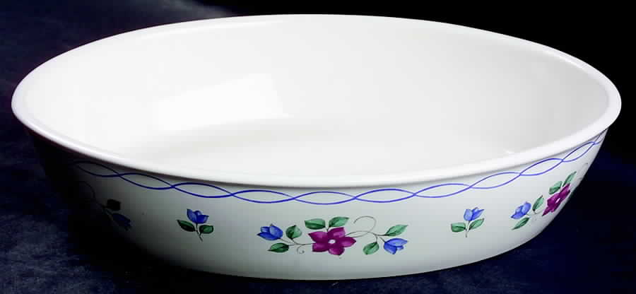 Bonnie Brae 10" Oval Baker by Pfaltzgraff-1