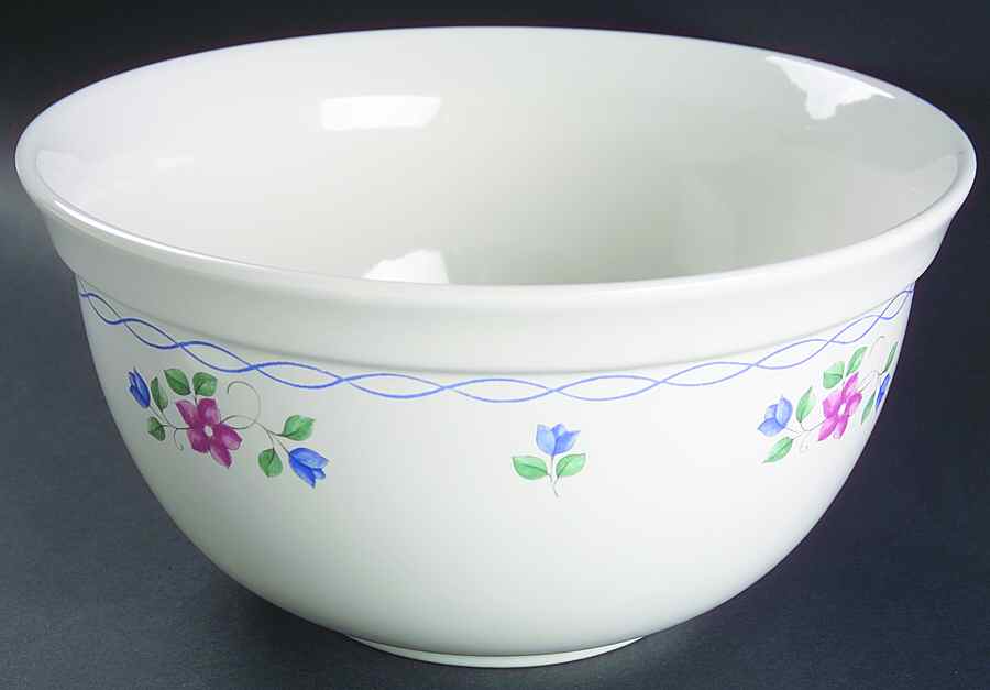 Bonnie Brae 9" Mixing Bowl by Pfaltzgraff-1