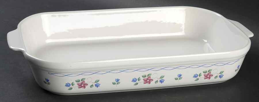 Bonnie Brae 13"  Rectangular Baker by Pfaltzgraff-1