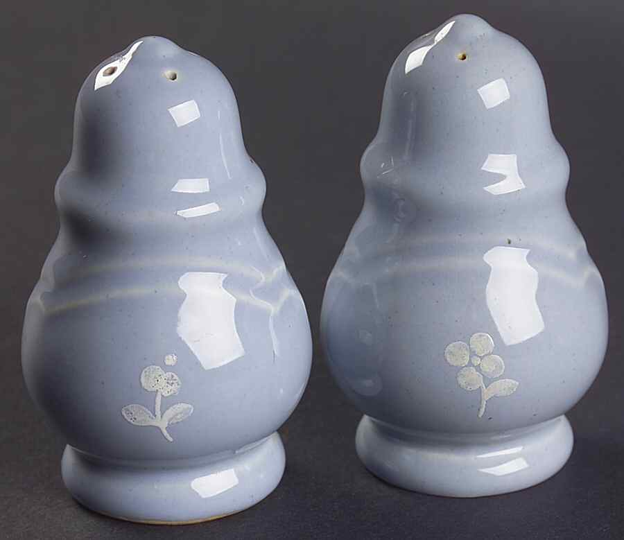 Bouquet Salt & Pepper Set by Pfaltzgraff-1