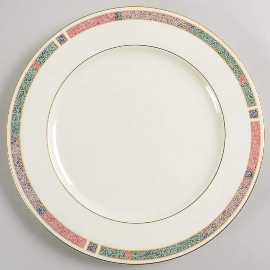 Cabouchon Dinner Plate by Pfaltzgraff-1