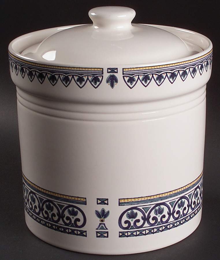 Capistrano Extra Large Canister & Lid by Pfaltzgraff-1