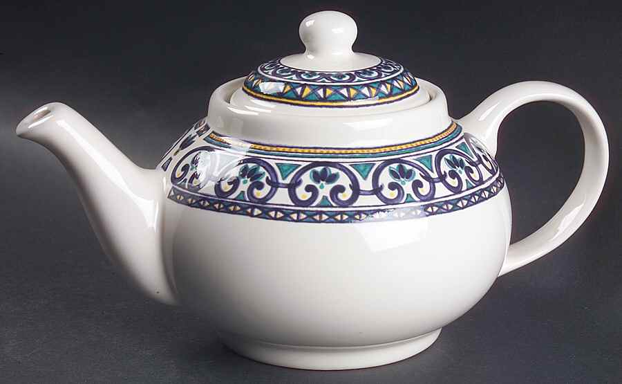 Capistrano Teapot & Lid by Pfaltzgraff-1