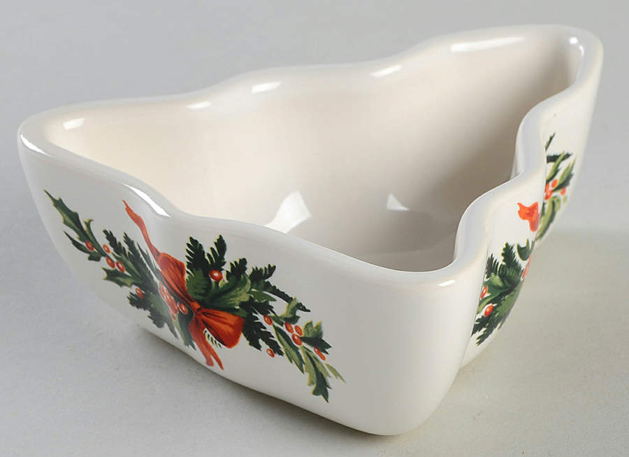 Christmas Heritage Tree Shaped Hors d'Oevre Dish by Pfaltzgraff-1