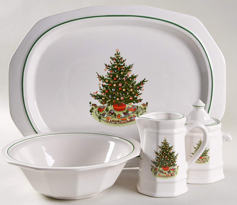 Christmas Heritage 5 Piece Hostess Set by Pfaltzgraff-1