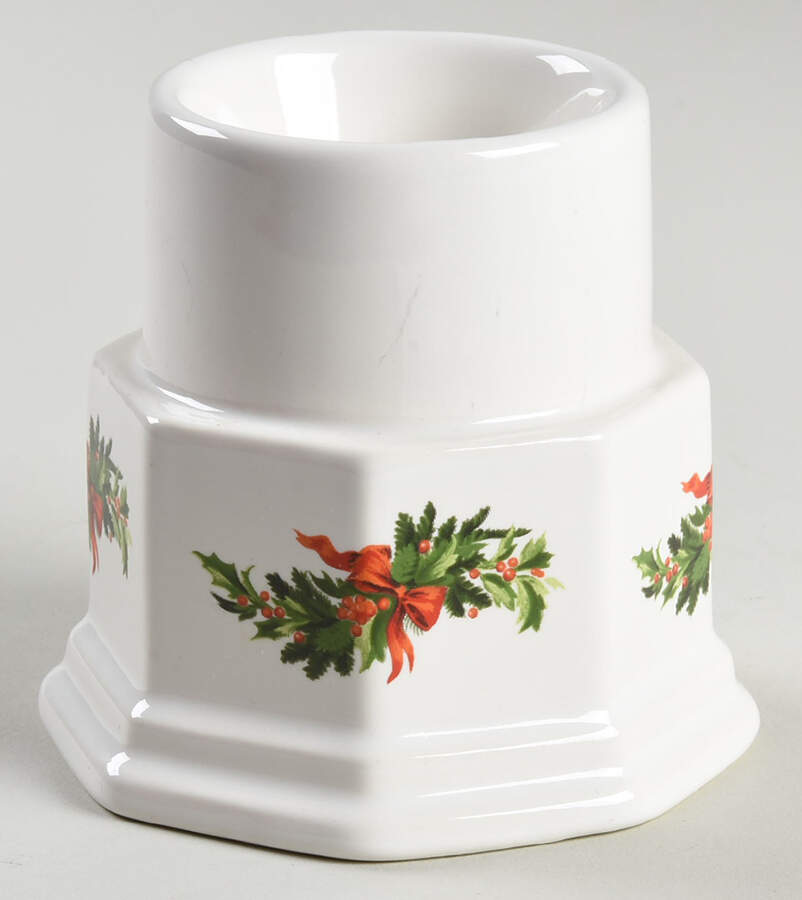 Christmas Heritage Hurricane Lamp No Globe by Pfaltzgraff-1
