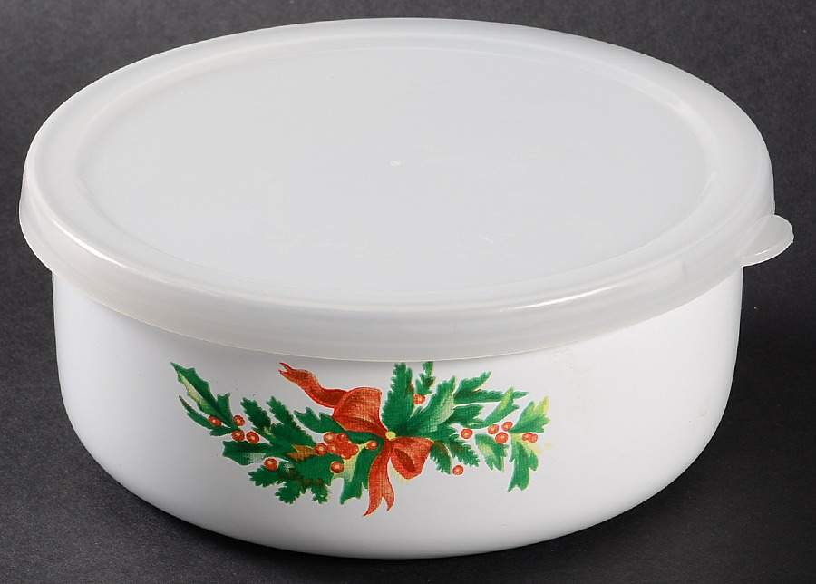Christmas Heritage Bowl-Metal 5 3/4 W/Plastic Lid by Pfaltzgraff-1