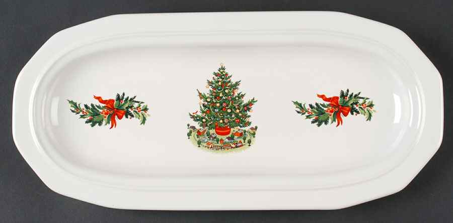 Christmas Heritage 16" Rectangular Serving Platter by Pfaltzgraff-1