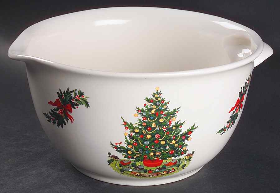 Christmas Heritage Oversize Batter Bowl by Pfaltzgraff-1
