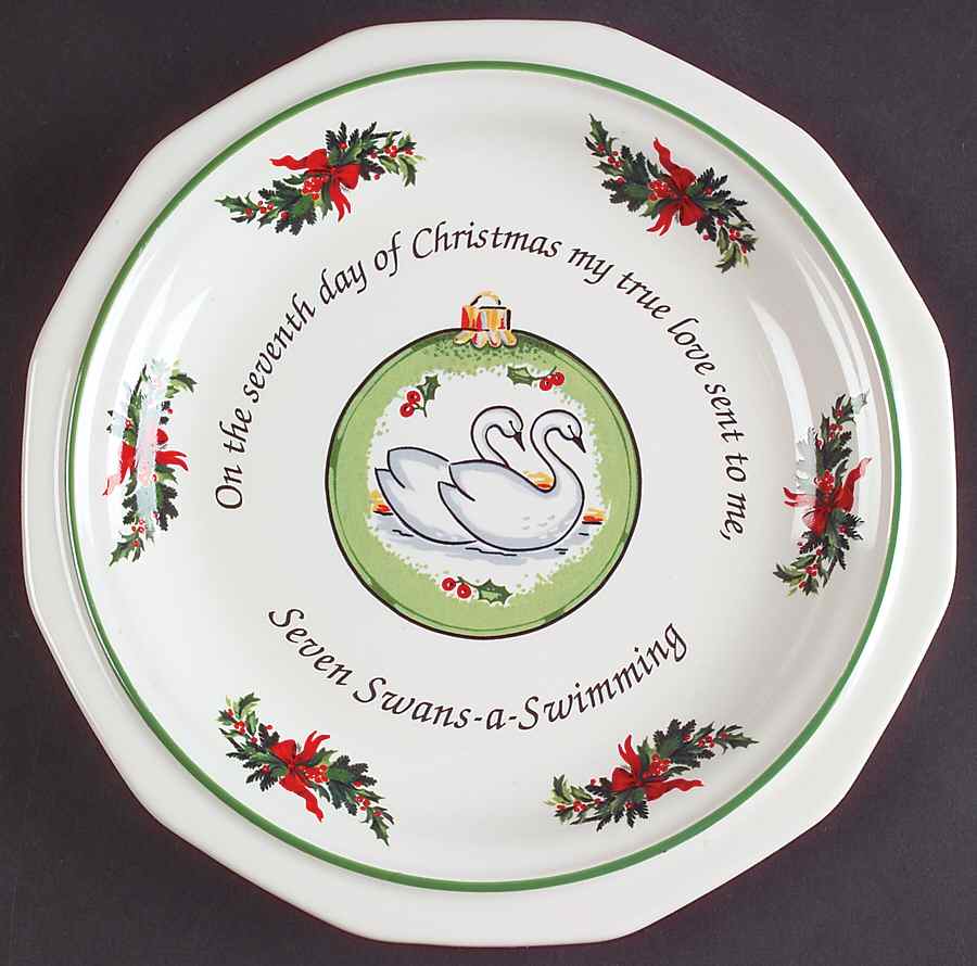 Christmas Heritage Holiday Luncheon Plate by Pfaltzgraff-1