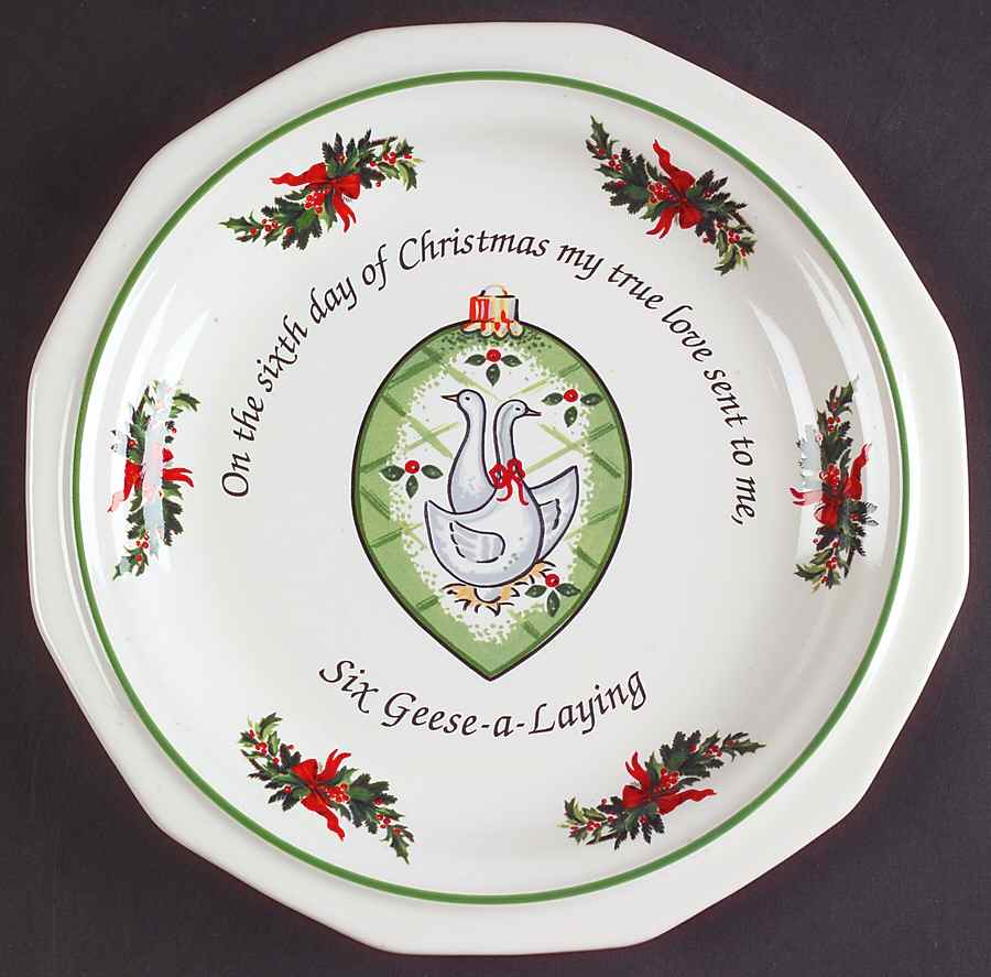 Christmas Heritage Holiday Luncheon Plate by Pfaltzgraff-1