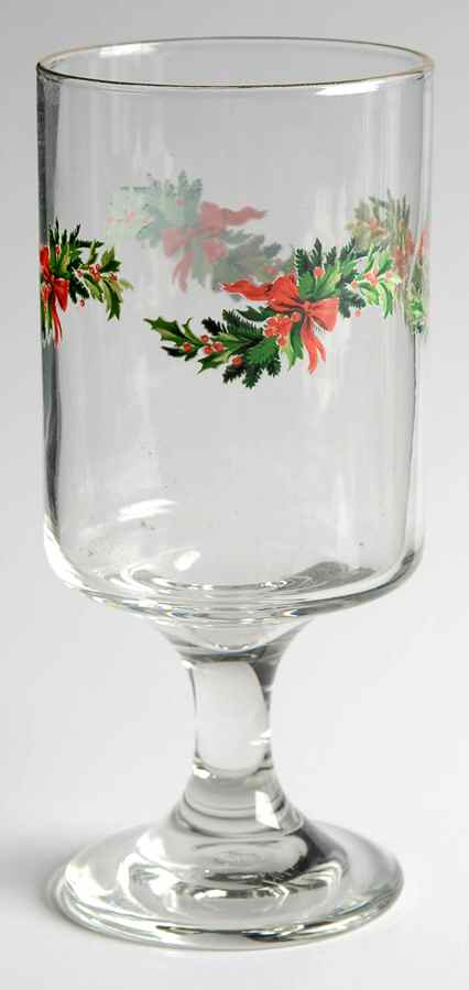 Christmas Heritage 8 Oz Glassware Goblet by Pfaltzgraff-1
