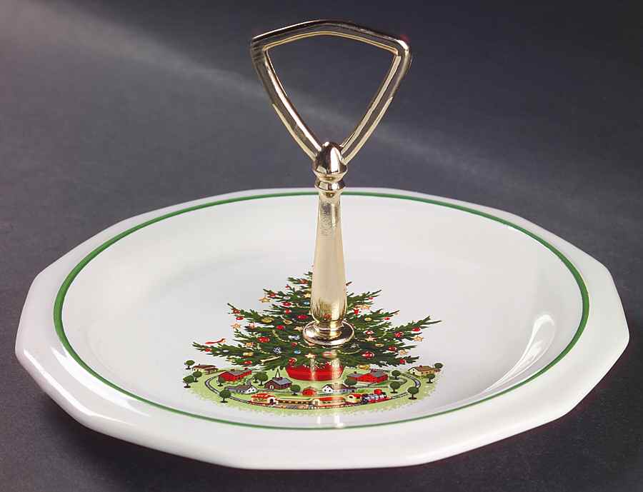 Christmas Heritage Round Serving Plate with Handle (LP) by Pfaltzgraff-1