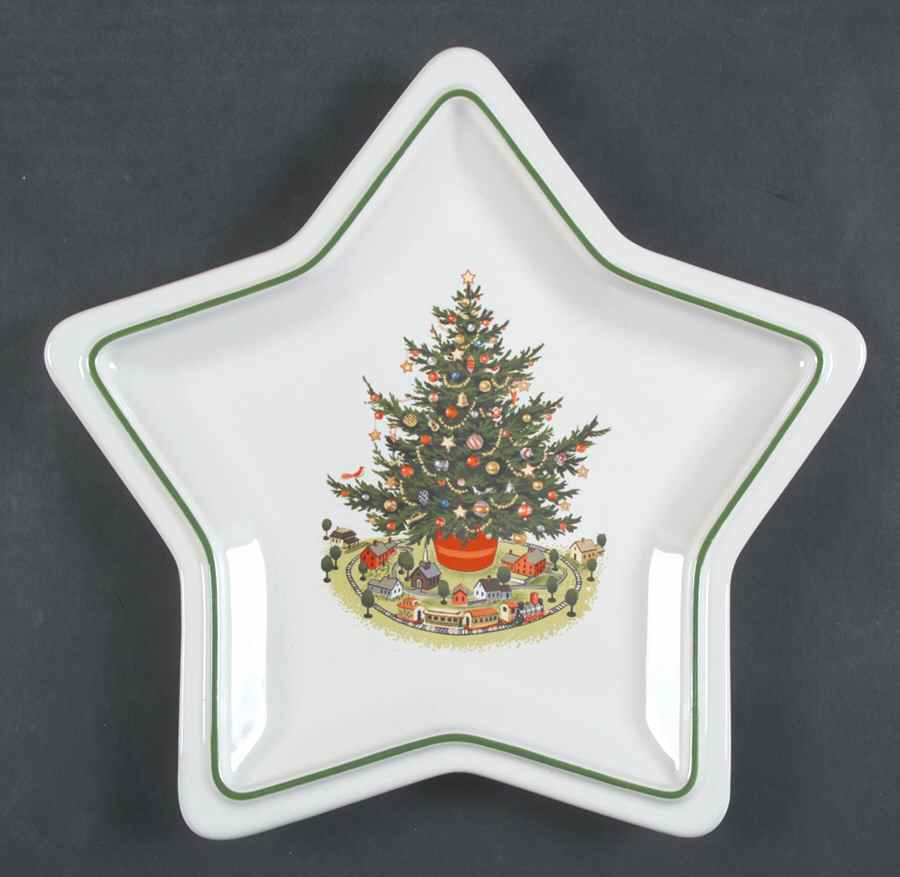Christmas Heritage Star Shaped Plate by Pfaltzgraff-1