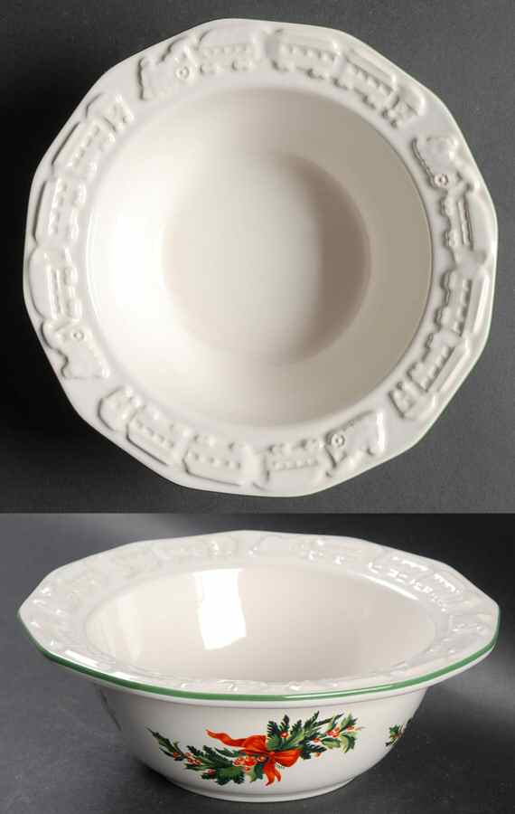 Christmas Heritage Sculpted Serving Bowl by Pfaltzgraff-1