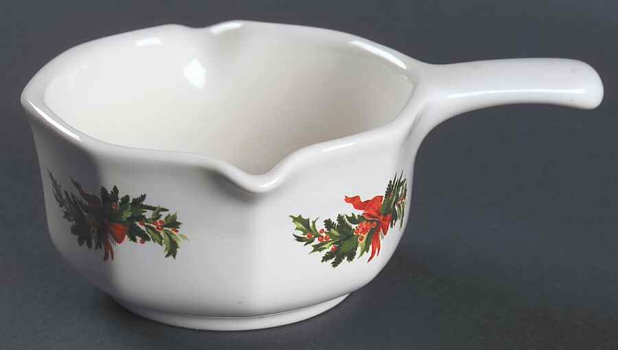 Christmas Heritage Potpourri-Butter Sauce, No Base by Pfaltzgraff-1