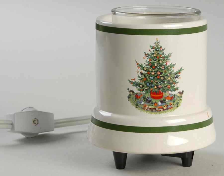 Christmas Heritage Electric Votive Warmer by Pfaltzgraff-1