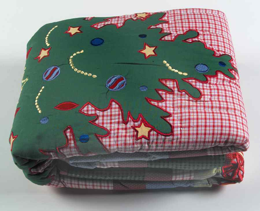 Christmas Heritage Quilted Throw by Pfaltzgraff-1
