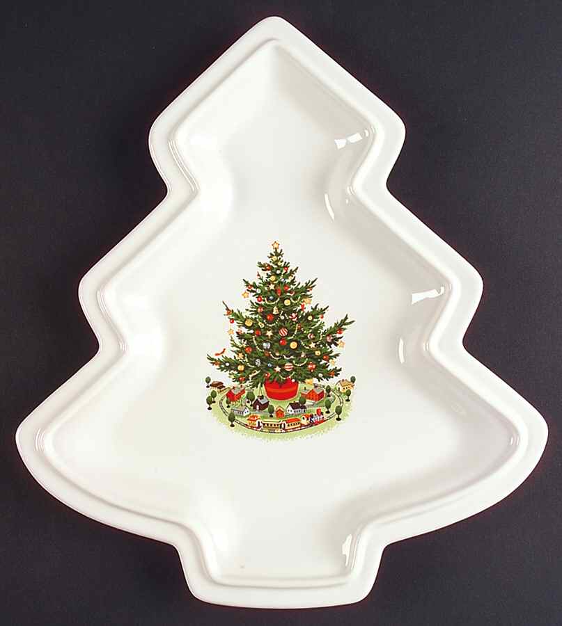 Christmas Heritage Large Tree Shaped Dish by Pfaltzgraff-1