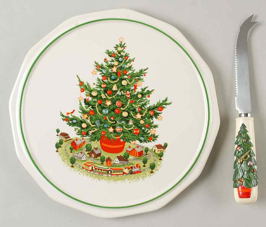 Christmas Heritage Cheese Tray/Board and Sculpted Slicer by Pfaltzgraff-1