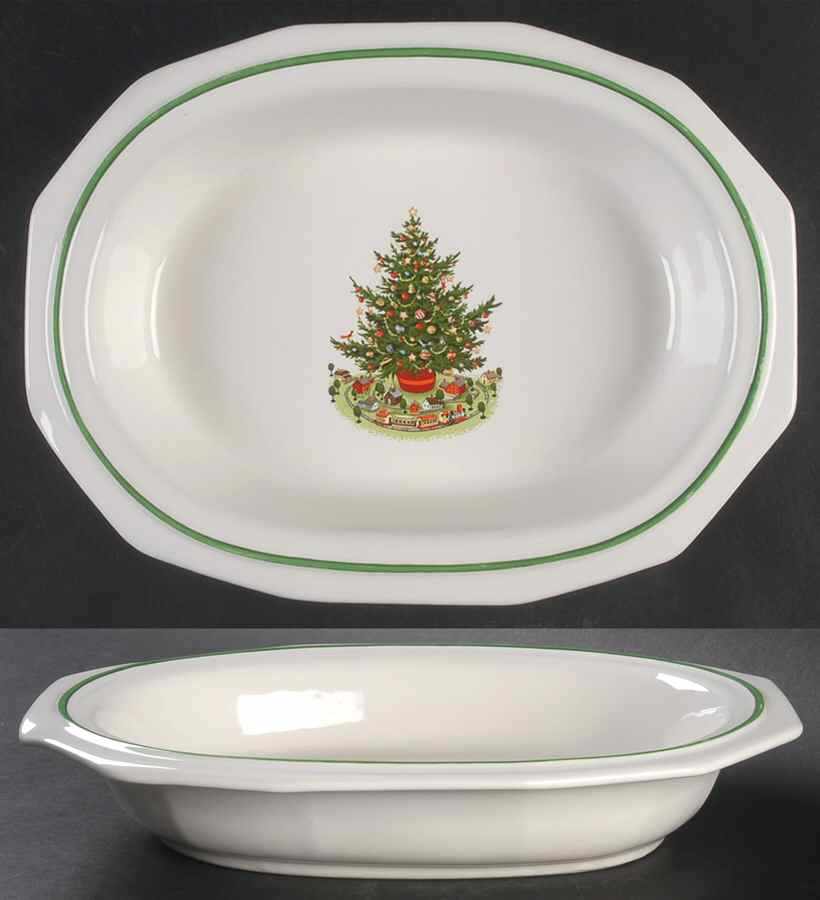 Christmas Heritage 11" Oval Vegetable Bowl by Pfaltzgraff-1