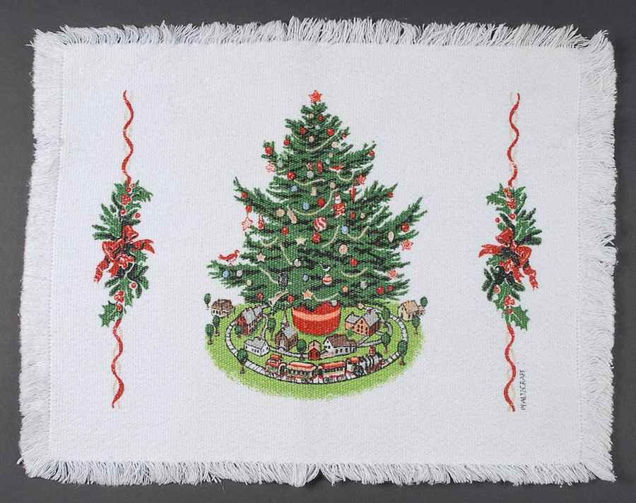 Christmas Heritage Cloth Placemat by Pfaltzgraff-1