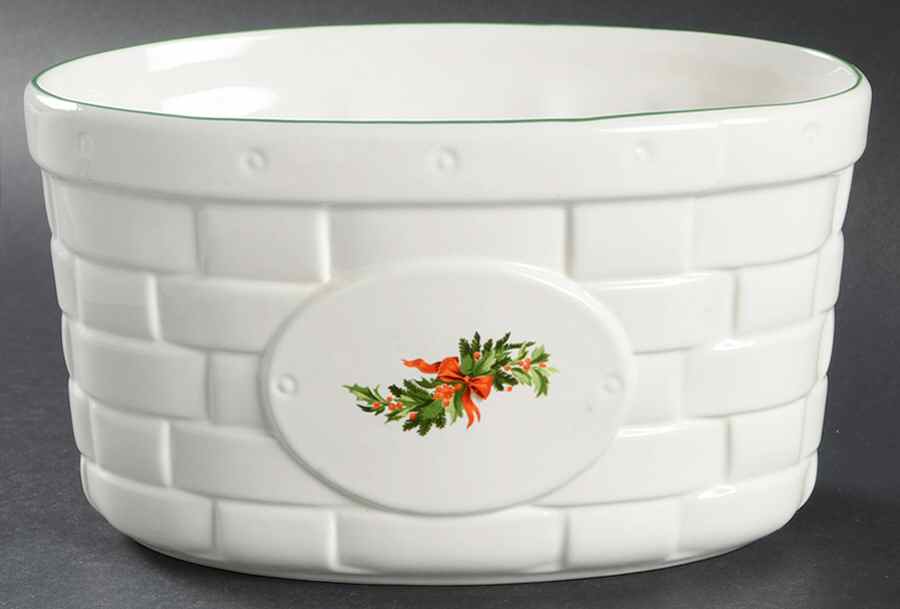 Christmas Heritage 8" Oval Basket by Pfaltzgraff-1