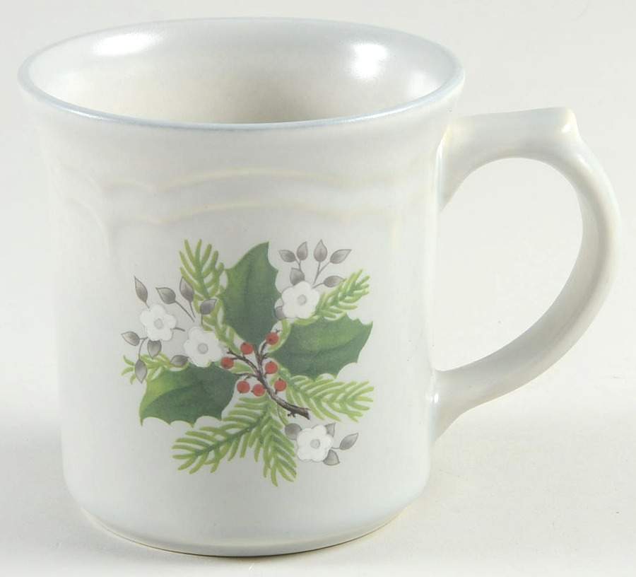 Christmas Heirloom Mug by Pfaltzgraff-1