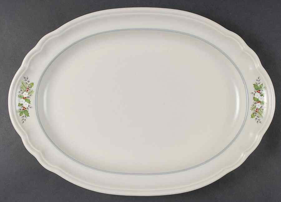 Christmas Heirloom 14" Oval Serving Platter by Pfaltzgraff-1