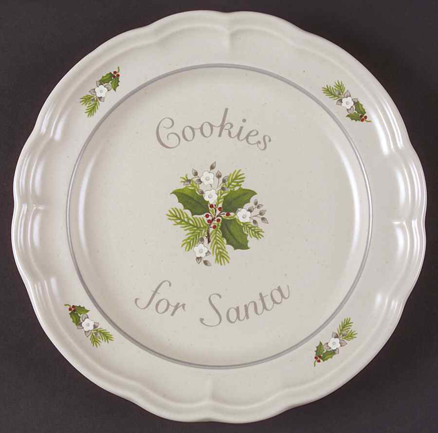 Christmas Heirloom Cookie Plate by Pfaltzgraff-1