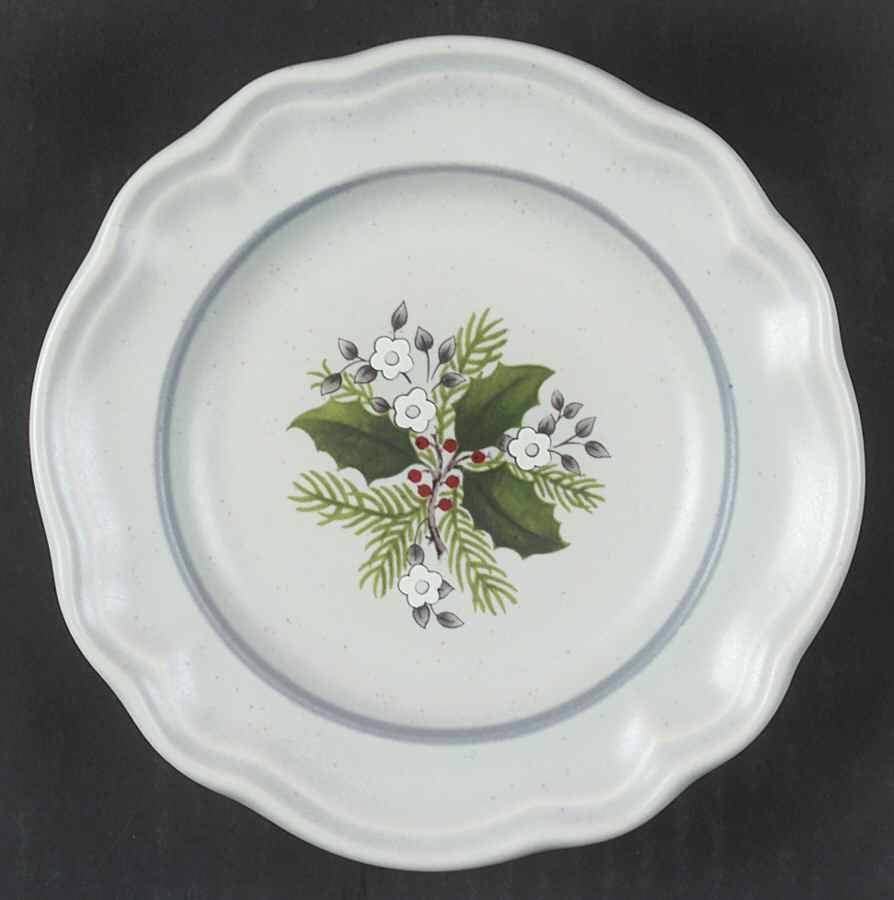 Christmas Heirloom Bread & Butter/Dessert Plate by Pfaltzgraff-1