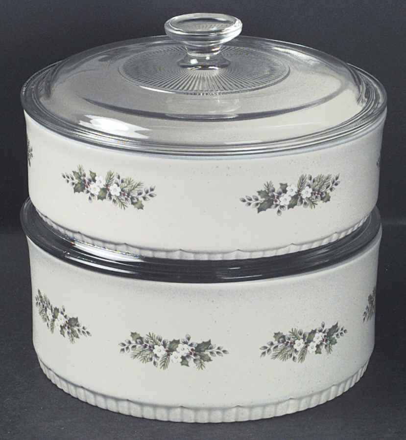 Christmas Heirloom 4-Piece Bakeware Set (2 Bakers with Lids) by Pfaltzgraff-1