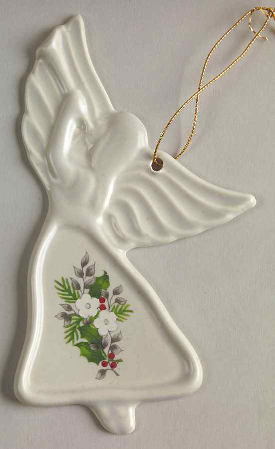 Christmas Heirloom Ornament by Pfaltzgraff-1