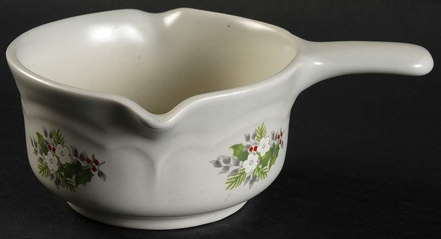 Christmas Heirloom Potpourri-Butter Sauce, No Base by Pfaltzgraff-1