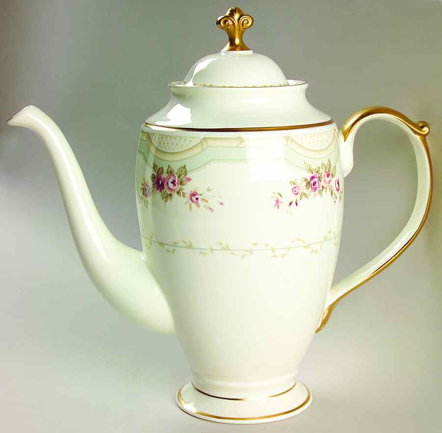 Claridge Coffee Pot & Lid by Pfaltzgraff-1