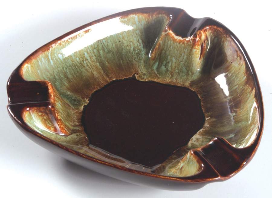 Copper Green Large Triangular Ashtray by Pfaltzgraff-1